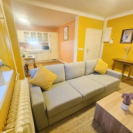 Relaxing 1 Bedroom In Limpertsberg *