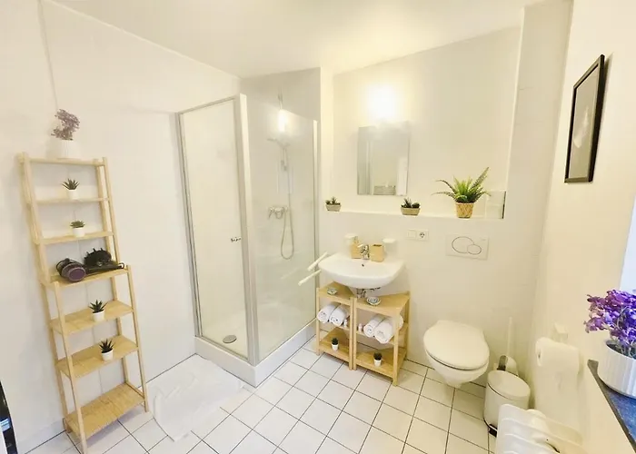 Relaxing 1 Bedroom In Limpertsberg Luxemburg